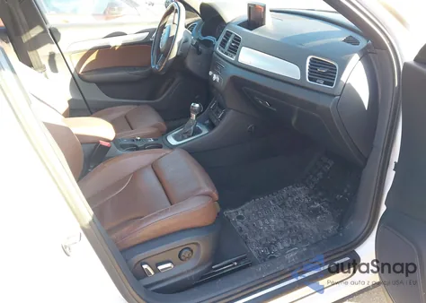 2018 Audi Q3 2.0T Premium/2.0T Sport Premium из США, поврежденный, VIN WA1JCCFSXJR035349